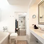 Treville Hotel 5*
