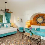 Hotel Treville