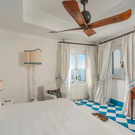 Hotel Treville 5*