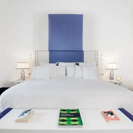 Hotel Treville