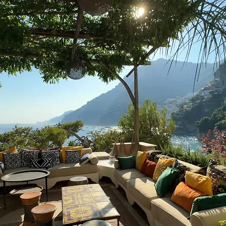 Hotel Treville 5*